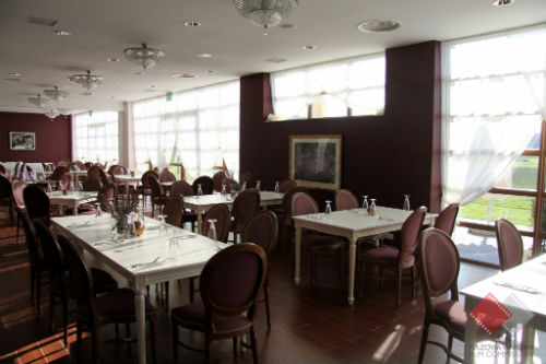 Restaurant in Sobienie Królewskie