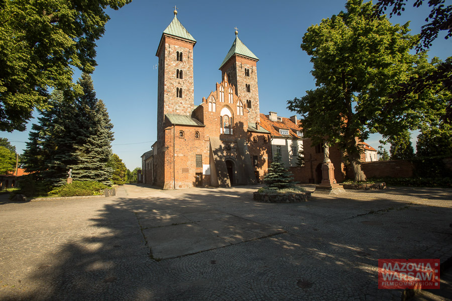 Kościół Zwiastowania Najświętszej Marii Pannie i klasztor, Czerwińsk