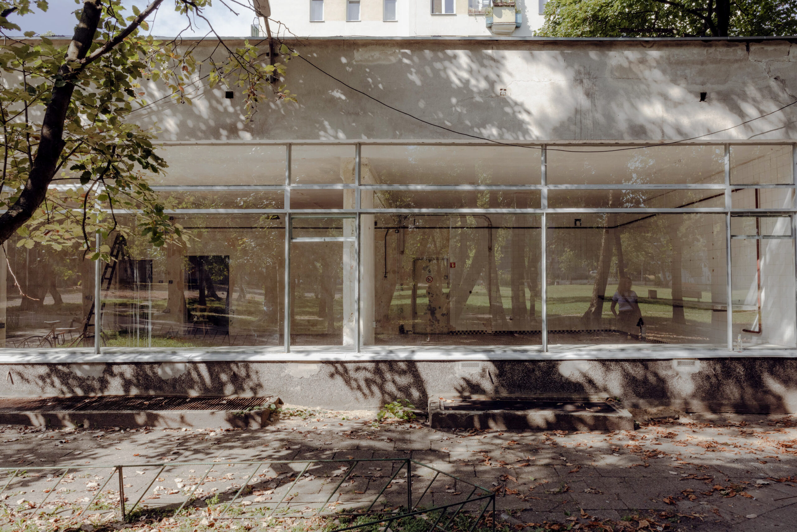 Pawilon Bliska 12
