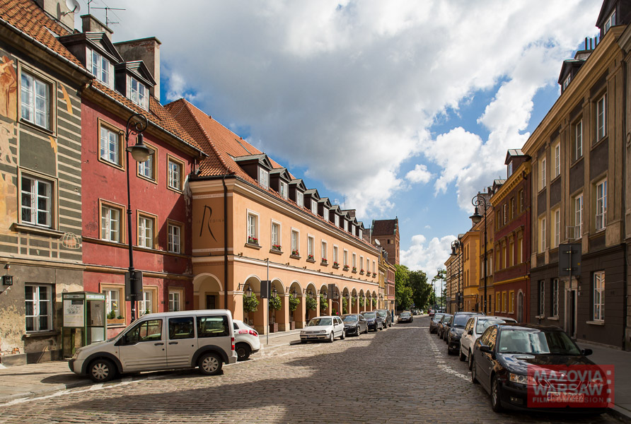 Koscielna Street, Warsaw