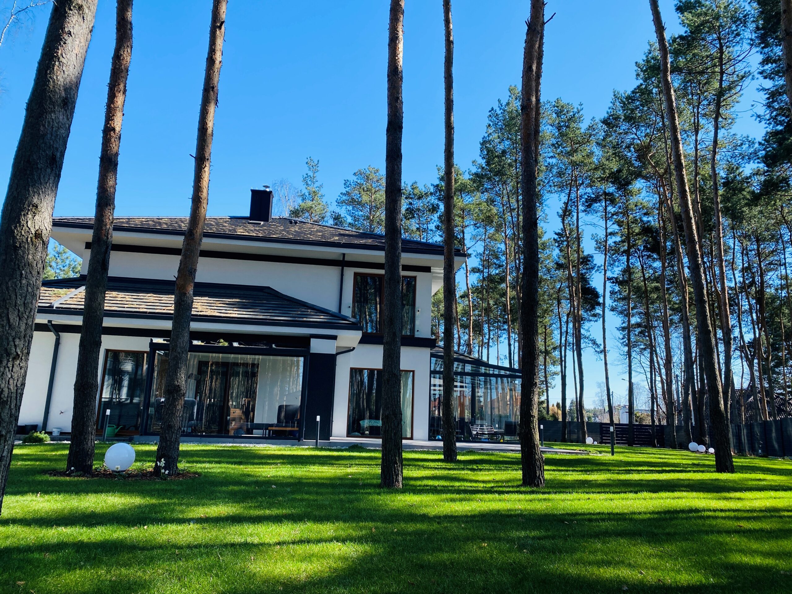 Residence in the forest in Marki